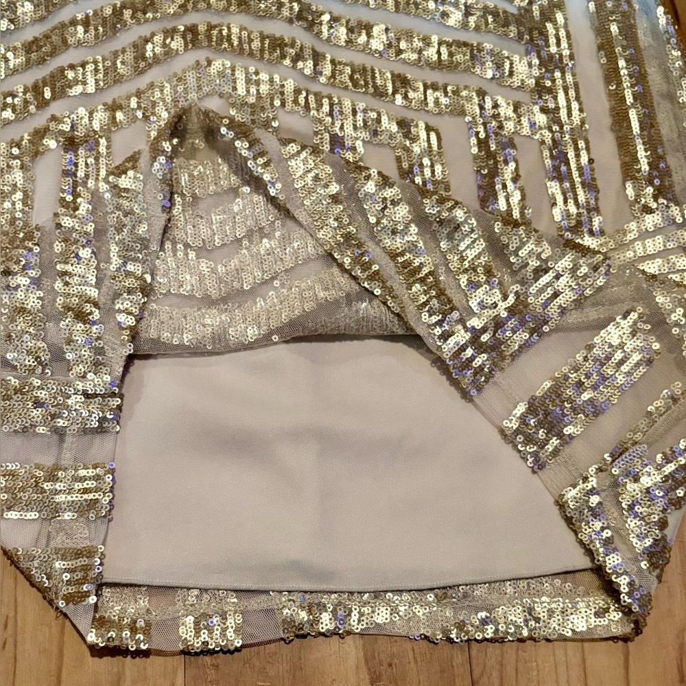 EUC, Sequin Hearts Gold Sequin Halter Minidress, Size Junior’s 3 - Picture 4 of 10